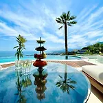 Luxury Sea View In *