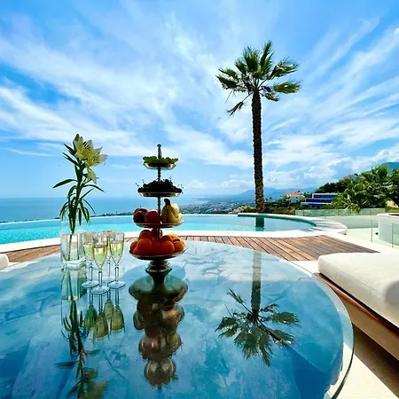 Luxury Sea View In *