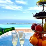 Luxury Sea View In Villa *